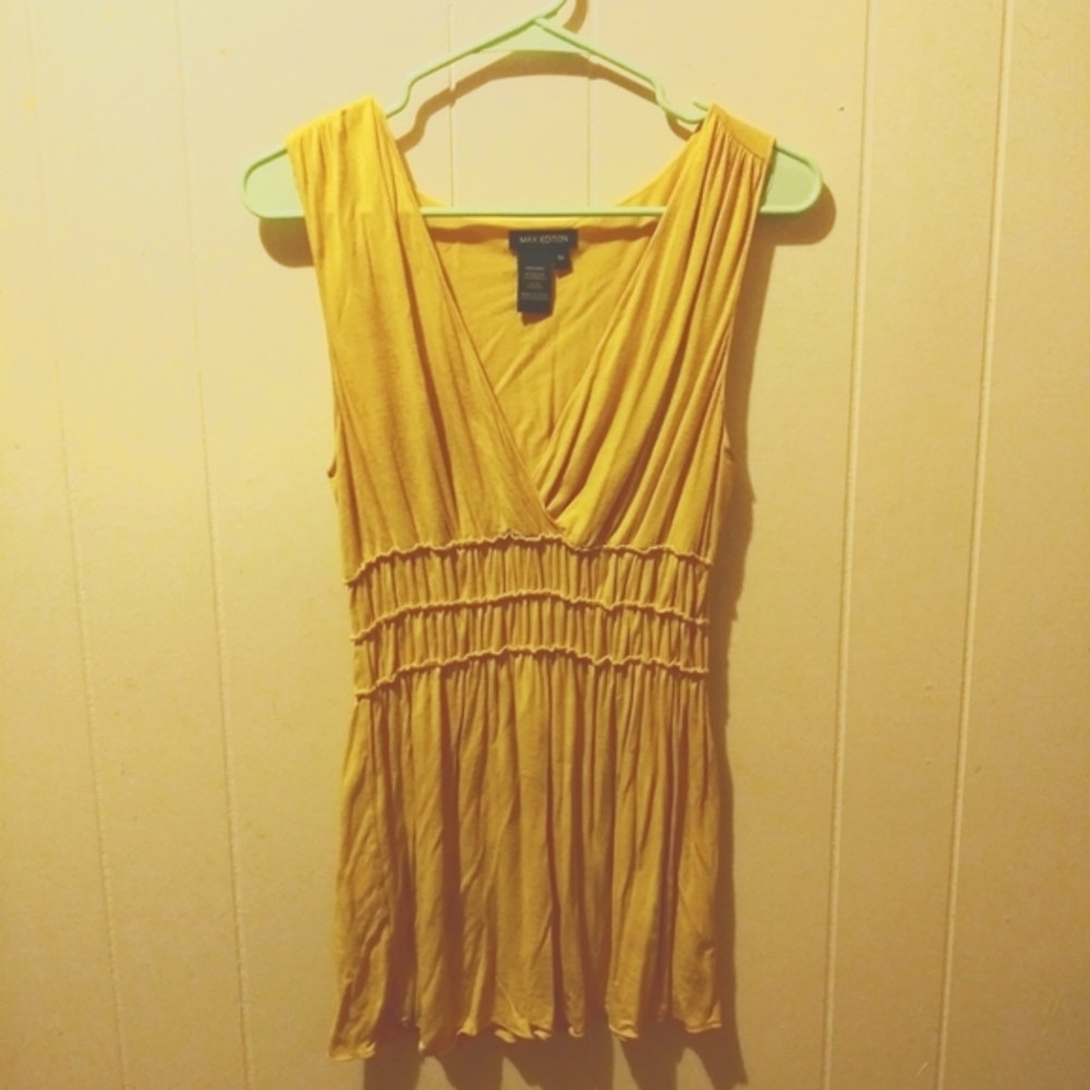 Max Edition yellow top. Size med